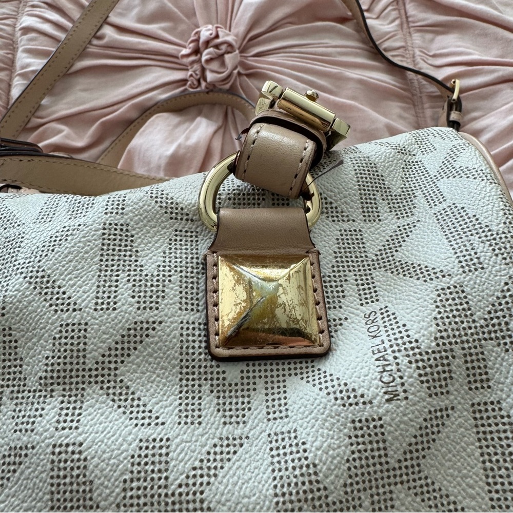 Michael Kors Grayson White/Cream Classic Monogram Speedy Satchel/Crossbody Purse - Picture 10 of 11